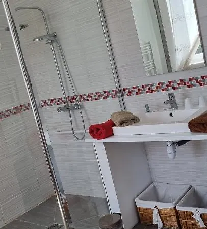 Couette-café Le 6.3 Resto 3*