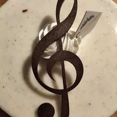 Le 6 3 En Bessin Parking Prive Gratuit ベッド・アンド・ブレックファスト