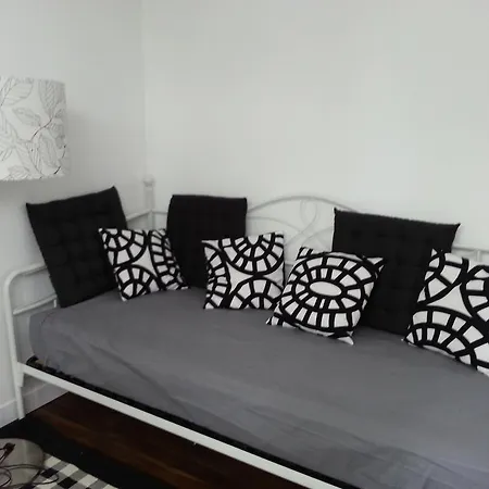 Le 6 3 En Bessin Bed & Breakfast