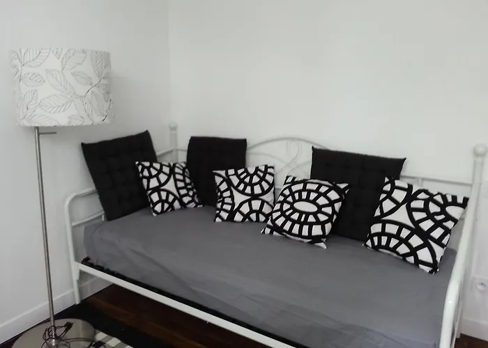 Le 6 3 En Bessin Parking Privé Gratuit Bed & Breakfast